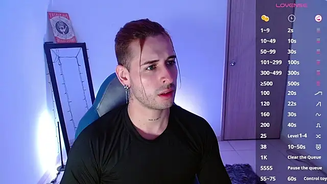 Snapshot of Ares_blue chatting on February 24, 2025, 10:48 am Ares blue online show from February 24, 2025, 10:48 am