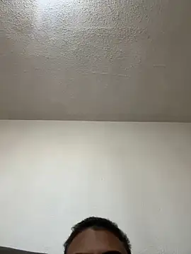 Snapshot of Akdablio chatting on September 30, 2025, 1:27 pm Akdablio online show from September 30, 2025, 1:27 pm