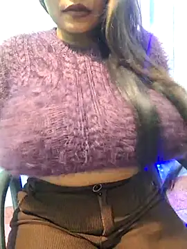 Snapshot of N-Natasha chatting on January 2, 2025, 1:51 pm N-Natasha online show from January 2, 2025, 1:51 pm