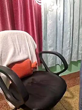 Snapshot of N-Natasha chatting on January 18, 2025, 1:40 pm N-Natasha online show from January 18, 2025, 1:40 pm