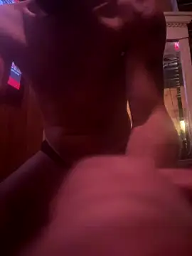 Snapshot of smashb33 chatting on October 22, 2025, 10:04 am smashb33 online show from October 22, 2025, 10:04 am