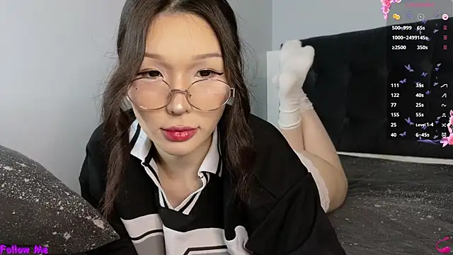 Rin Aooki online show from September 13, 2025, 1:55 pm