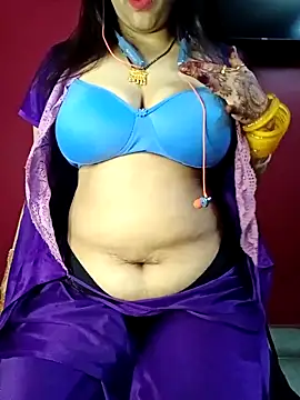 Snapshot of payal9038 chatting on October 29, 2025, 11:34 am payal9038 online show from October 29, 2025, 11:34 am