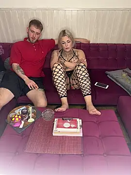 Snapshot of elina_may chatting on March 8, 2025, 4:06 pm elina may online show from March 8, 2025, 4:06 pm