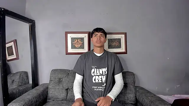 dafnezahiraa  online show from December 21, 2024, 12:53 am