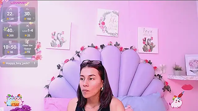 Snapshot of HannaPretthy chatting on February 17, 2025, 6:59 pm HannaPretthy online show from February 17, 2025, 6:59 pm