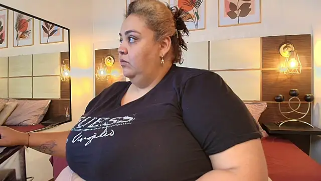 Snapshot of Alisson_am chatting on January 27, 2025, 11:43 am Alisson am online show from January 27, 2025, 11:43 am