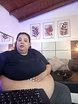 Snapshot of Alisson_am chatting on March 17, 2025, 11:42 am Alisson am online show from March 17, 2025, 11:42 am