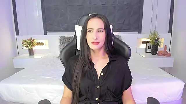 Snapshot of SaraGomez1 chatting on September 30, 2025, 4:45 pm SaraGomez1 online show from September 30, 2025, 4:45 pm
