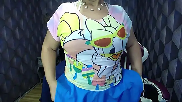Snapshot of Sofiacowperx chatting on February 6, 2025, 2:15 pm Sofiacowperx online show from February 6, 2025, 2:15 pm