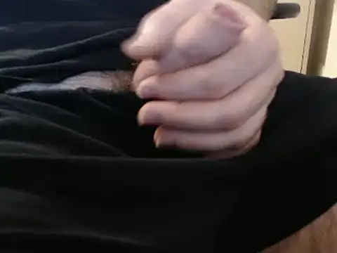 Snapshot of steelwings1976 chatting on December 10, 2024, 11:19 pm steelwings1976 online show from December 10, 2024, 11:19 pm