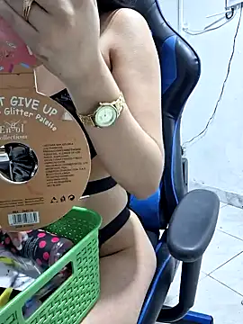 Snapshot of Katia_sweetx chatting on December 12, 2024, 10:09 pm Katia sweetx online show from December 12, 2024, 10:09 pm