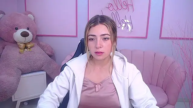 channel blonde a online show from December 5, 2024, 1:58 am