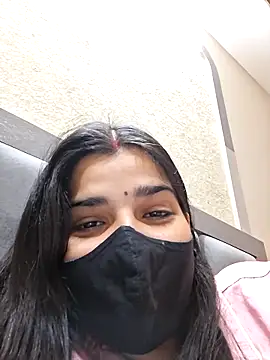 Snapshot of aaliya_bhattt chatting on October 31, 2025, 7:31 am aaliya bhattt online show from October 31, 2025, 7:31 am