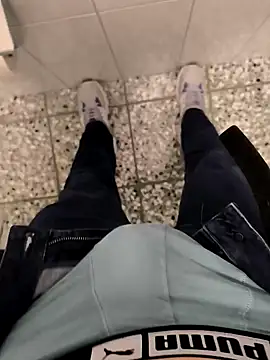 Snapshot of geilehecke1 chatting on January 29, 2025, 2:10 pm geilehecke1 online show from January 29, 2025, 2:10 pm