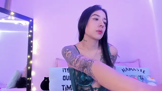Snapshot of ValeriaCox chatting on January 30, 2025, 12:37 pm ValeriaCox online show from January 30, 2025, 12:37 pm