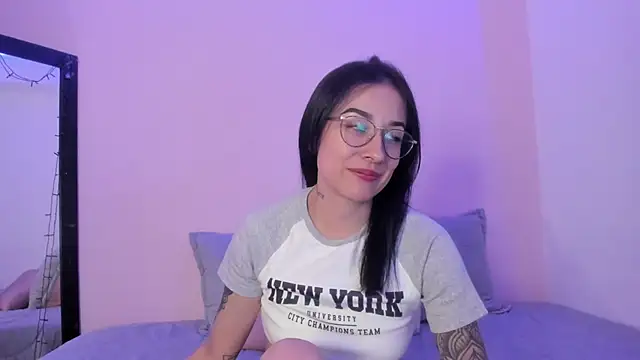 Snapshot of ValeriaCox chatting on March 1, 2025, 1:11 am ValeriaCox online show from March 1, 2025, 1:11 am