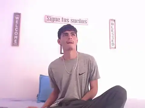 Snapshot of harrytomson_1 chatting on December 28, 2024, 3:04 pm harrytomson 1 online show from December 28, 2024, 3:04 pm