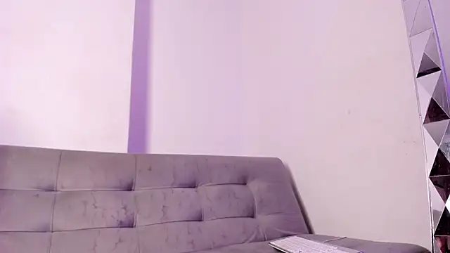 Snapshot of Dvid_Rullers chatting on January 13, 2025, 3:45 am Dvid Rullers online show from January 13, 2025, 3:45 am