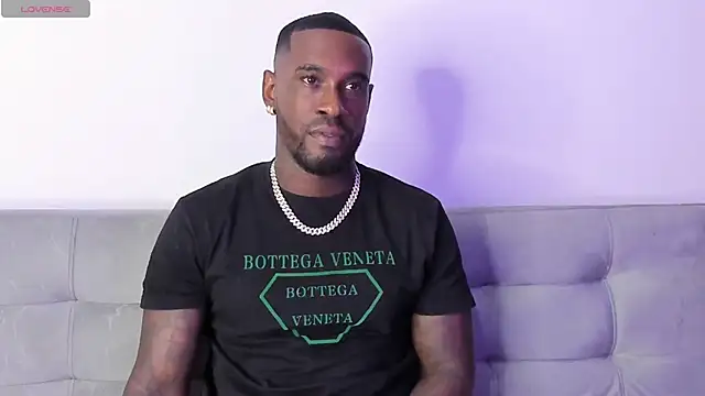 Snapshot of Dvid_Rullers chatting on March 18, 2025, 12:49 am Dvid Rullers online show from March 18, 2025, 12:49 am