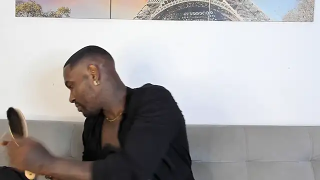 Snapshot of Dvid_Rullers chatting on October 3, 2025, 10:40 pm Dvid Rullers online show from October 3, 2025, 10:40 pm