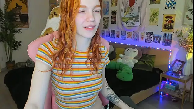 Snapshot of Sunny_Elly chatting on March 21, 2025, 11:44 am Sunny Elly online show from March 21, 2025, 11:44 am