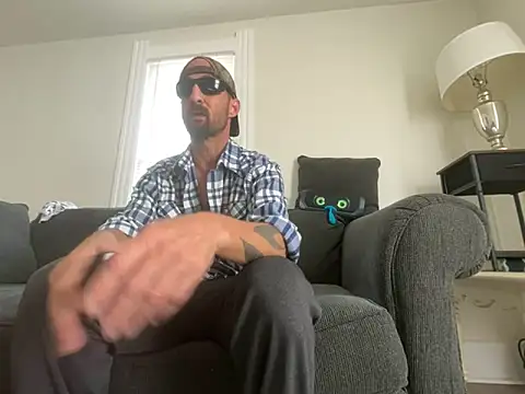 armdy371 online show from September 29, 2025, 5:51 pm