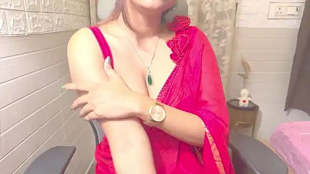 Snapshot of Your_Sassy_Goddess chatting on March 5, 2025, 4:35 pm Your Sassy Goddess online show from March 5, 2025, 4:35 pm