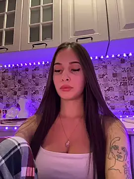 Snapshot of EricaWalls chatting on December 22, 2024, 12:50 am EricaWalls online show from December 22, 2024, 12:50 am