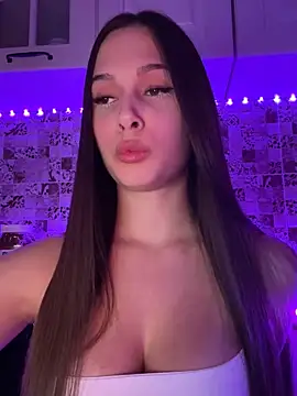 Snapshot of EricaWalls chatting on January 17, 2025, 3:55 am EricaWalls online show from January 17, 2025, 3:55 am