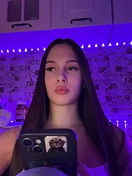 Snapshot of EricaWalls chatting on January 26, 2025, 11:29 pm EricaWalls online show from January 26, 2025, 11:29 pm