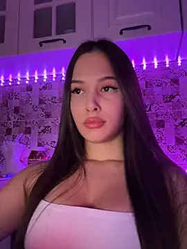 Snapshot of EricaWalls chatting on February 6, 2025, 9:28 pm EricaWalls online show from February 6, 2025, 9:28 pm