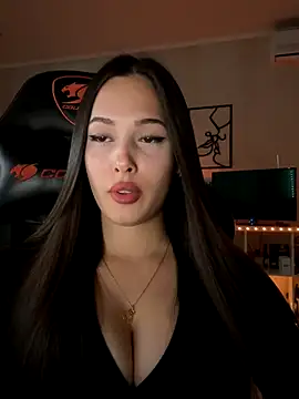 Snapshot of EricaWalls chatting on September 12, 2025, 6:08 pm EricaWalls online show from September 12, 2025, 6:08 pm