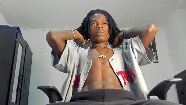 Snapshot of darwinjhonson chatting on February 6, 2025, 11:32 am darwinjhonson online show from February 6, 2025, 11:32 am