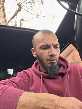 donnuozfutura online show from January 29, 2025, 1:49 pm