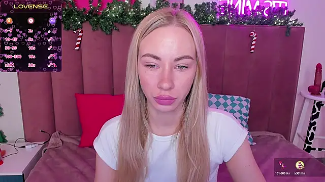 Snapshot of Diana_Garrett chatting on December 28, 2024, 1:39 am Diana Garrett online show from December 28, 2024, 1:39 am