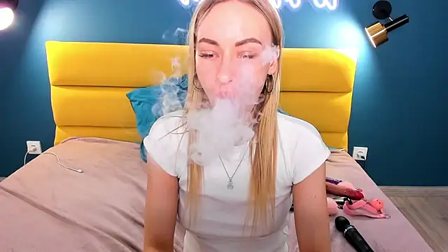 Snapshot of Diana_Garrett chatting on January 26, 2025, 11:50 am Diana Garrett online show from January 26, 2025, 11:50 am