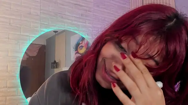 Snapshot of cloe__palmer chatting on December 5, 2024, 3:28 pm cloe palmer online show from December 5, 2024, 3:28 pm