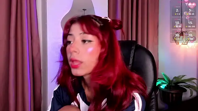 Snapshot of cloe__palmer chatting on March 21, 2025, 12:06 pm cloe palmer online show from March 21, 2025, 12:06 pm