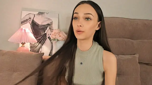 Snapshot of Jessie_meow chatting on February 27, 2025, 12:13 pm Jessie meow online show from February 27, 2025, 12:13 pm