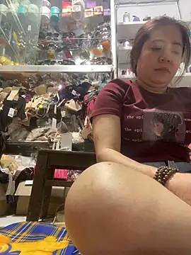 Snapshot of Cesywet chatting on February 19, 2025, 10:01 am Cesywet online show from February 19, 2025, 10:01 am