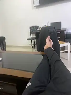 Snapshot of alex-riadh chatting on January 5, 2025, 3:13 pm alex-riadh online show from January 5, 2025, 3:13 pm