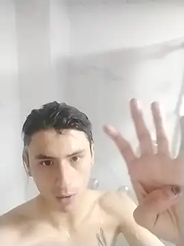 Snapshot of Alann_sr chatting on October 19, 2025, 7:47 pm Alann sr online show from October 19, 2025, 7:47 pm