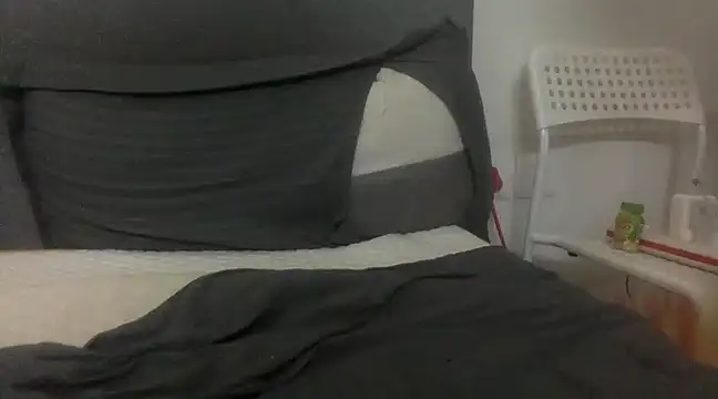 Snapshot of CATopper2 chatting on January 2, 2025, 6:34 pm CATopper2 online show from January 2, 2025, 6:34 pm