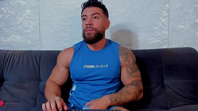 Snapshot of _dreammr1_ chatting on March 11, 2025, 2:21 am dreammr1 online show from March 11, 2025, 2:21 am