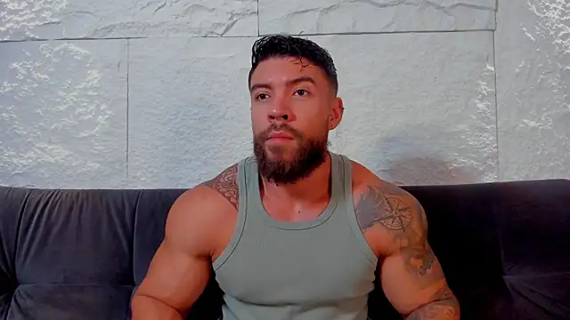 Snapshot of _dreammr1_ chatting on March 11, 2025, 2:40 pm dreammr1 online show from March 11, 2025, 2:40 pm