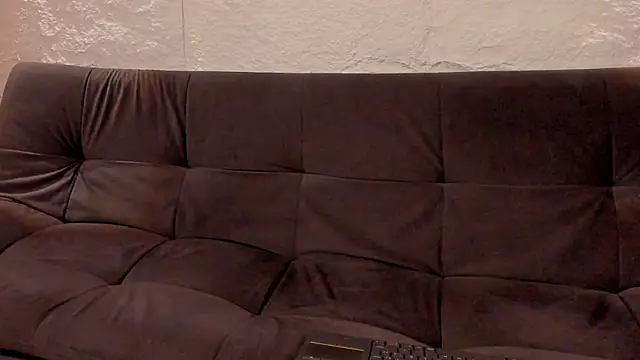 Snapshot of _dreammr1_ chatting on October 1, 2025, 11:33 pm dreammr1 online show from October 1, 2025, 11:33 pm