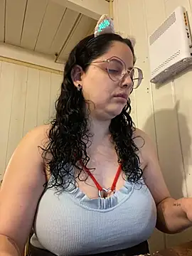 Snapshot of babyluna939 chatting on October 4, 2025, 11:19 am babyluna939 online show from October 4, 2025, 11:19 am