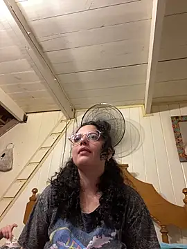 Snapshot of babyluna939 chatting on October 17, 2025, 12:36 am babyluna939 online show from October 17, 2025, 12:36 am