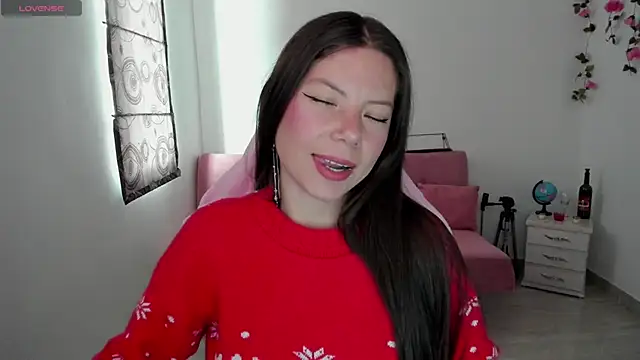 Snapshot of Susana_garcia_ chatting on March 11, 2025, 8:09 pm Susana garcia  online show from March 11, 2025, 8:09 pm